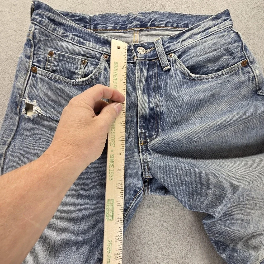 Levis 9960 important